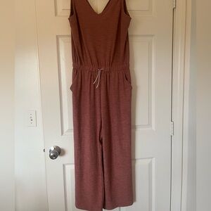 Women's Sleeveless Jumpsuit - pink